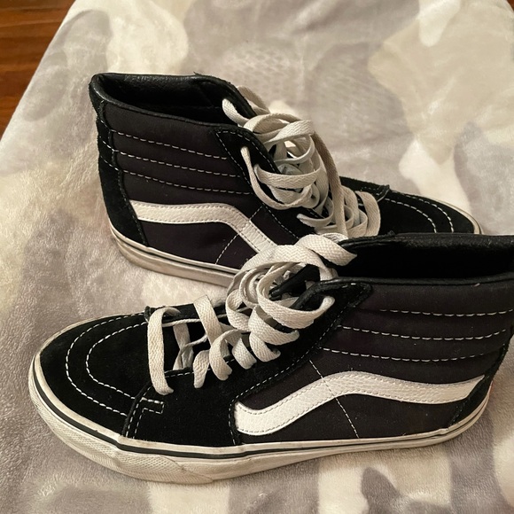 Vans - Picture 3 of 3